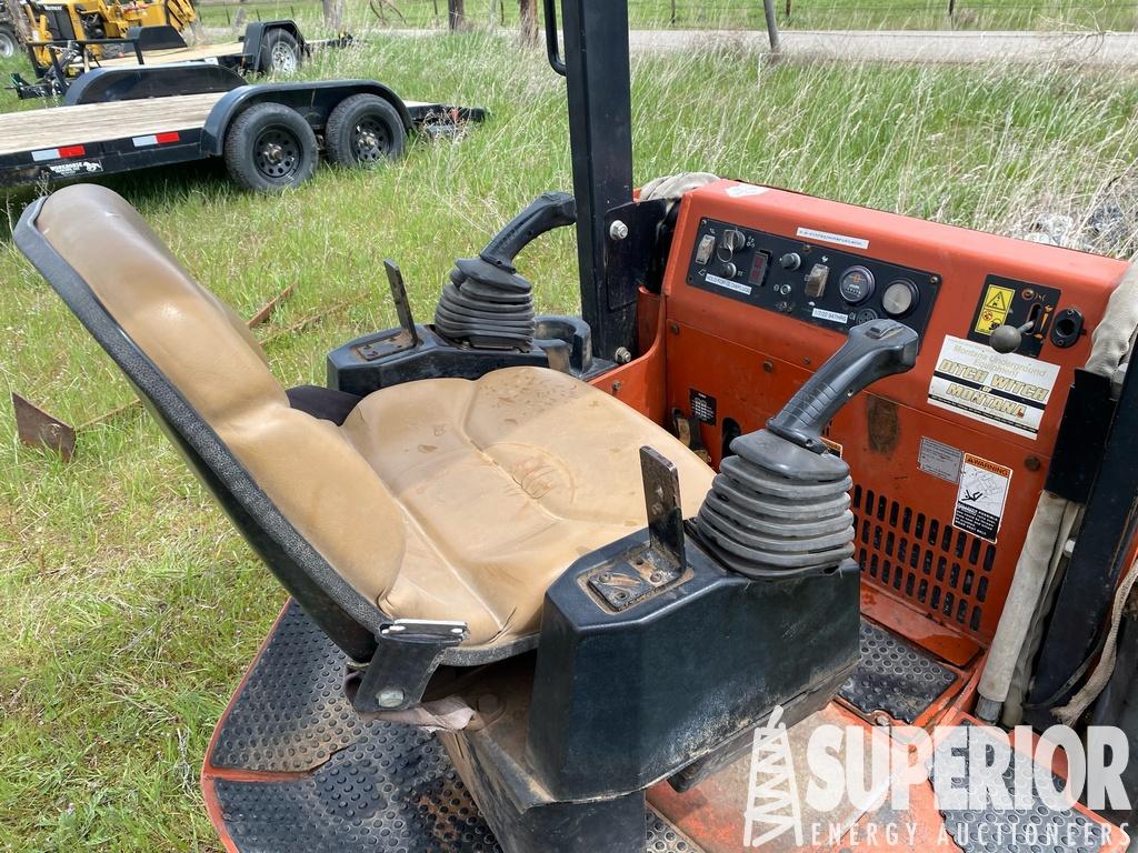 (7-3) 2007 DITCH WITCH XT850 Mini Excavator/Tool