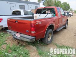 (x) 2000 FORD F-250XLT 4x4 Extended Cab Pickup, V