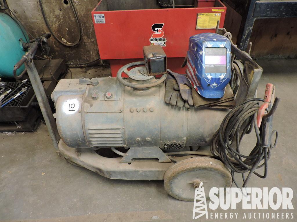 WILSON Hornet 200 Amp DC Welding Machine w/Leads,