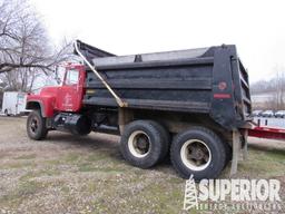 (x) 1988 MACK RD688S 13 Cu Yd T/A Dump Truck, VIN-