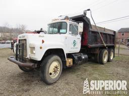 (x) 1985 MACK R686ST 15 Cu Yd T/A Dump Truck, VIN-