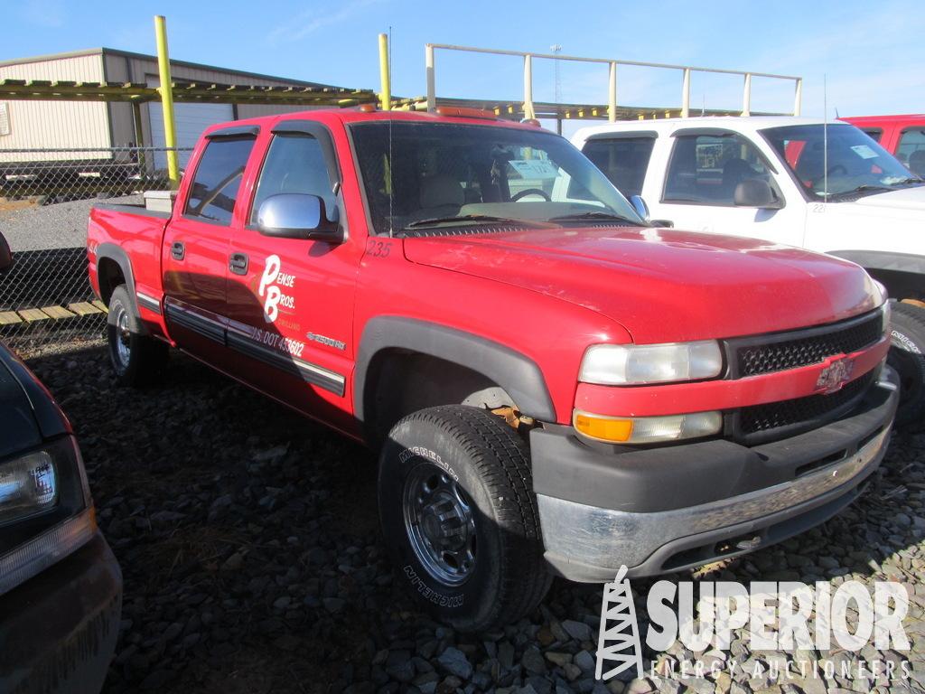 (x) 2002 CHEVROLET 2500HD 4-Door 4x4 Pickup, VIN-1