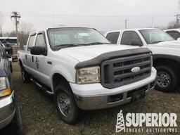 (x) 2005 FORD F-250 4-Door 4x4 Pickup, VIN-1FTSW21