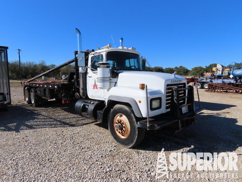 (x) (3-1) 2001 MACK RD688S T/A Rig-Up Truck, VIN-1