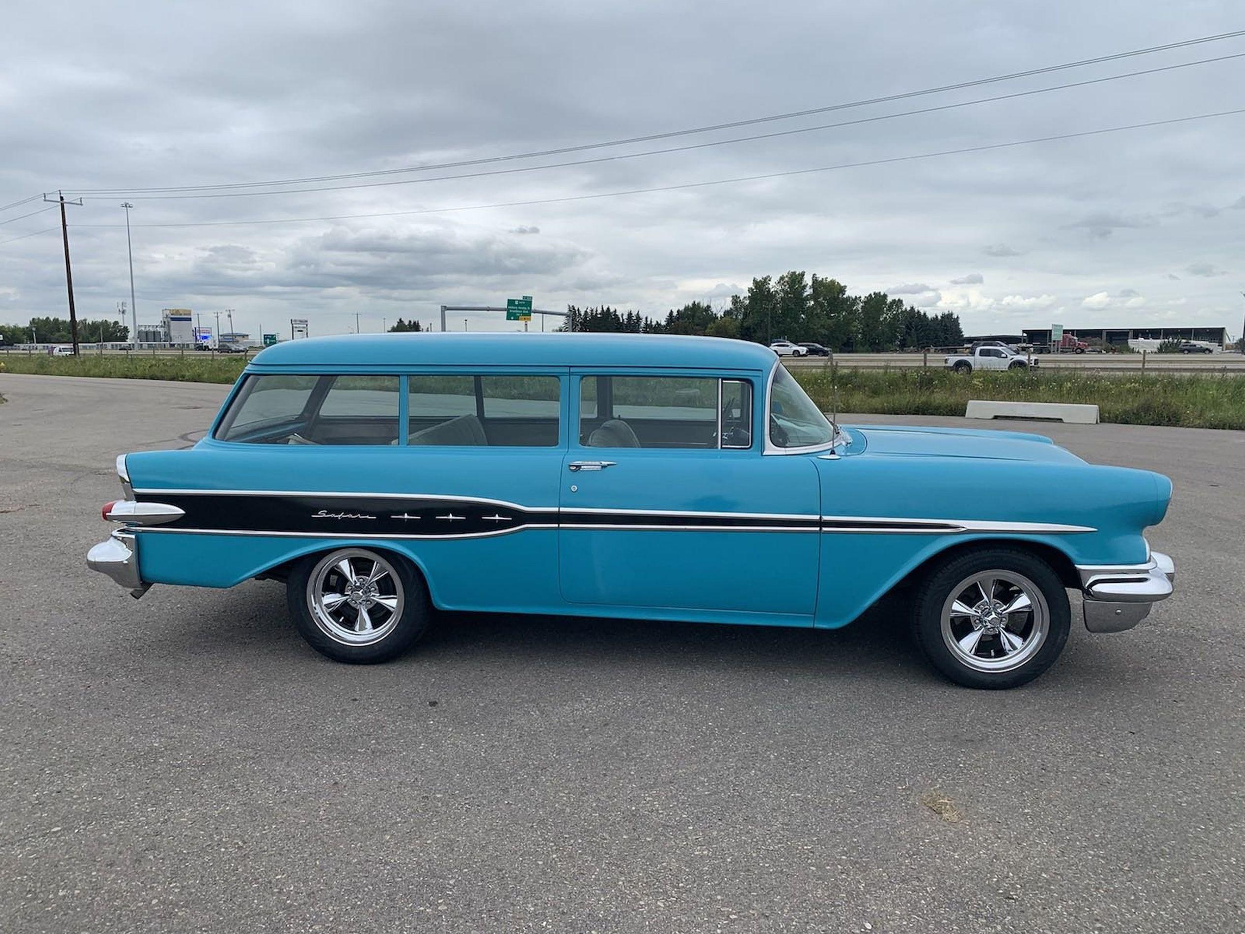 1957 Pontiac Pathfinder Deluxe Wagon