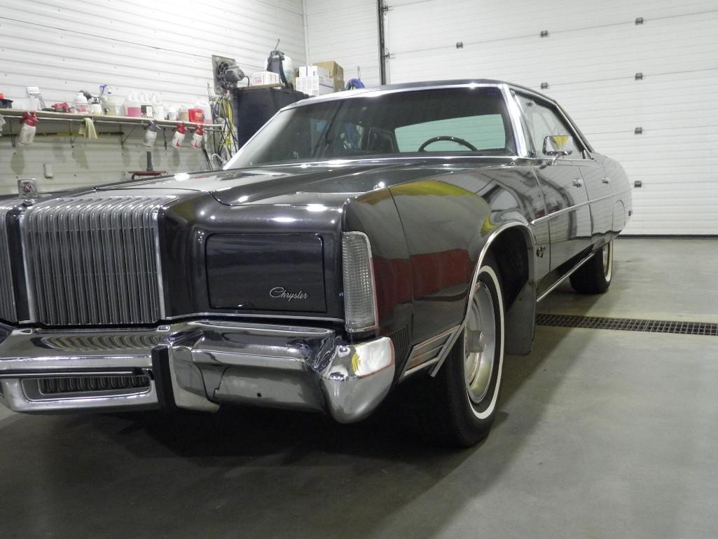 1977 Chrysler New Yorker Brougham