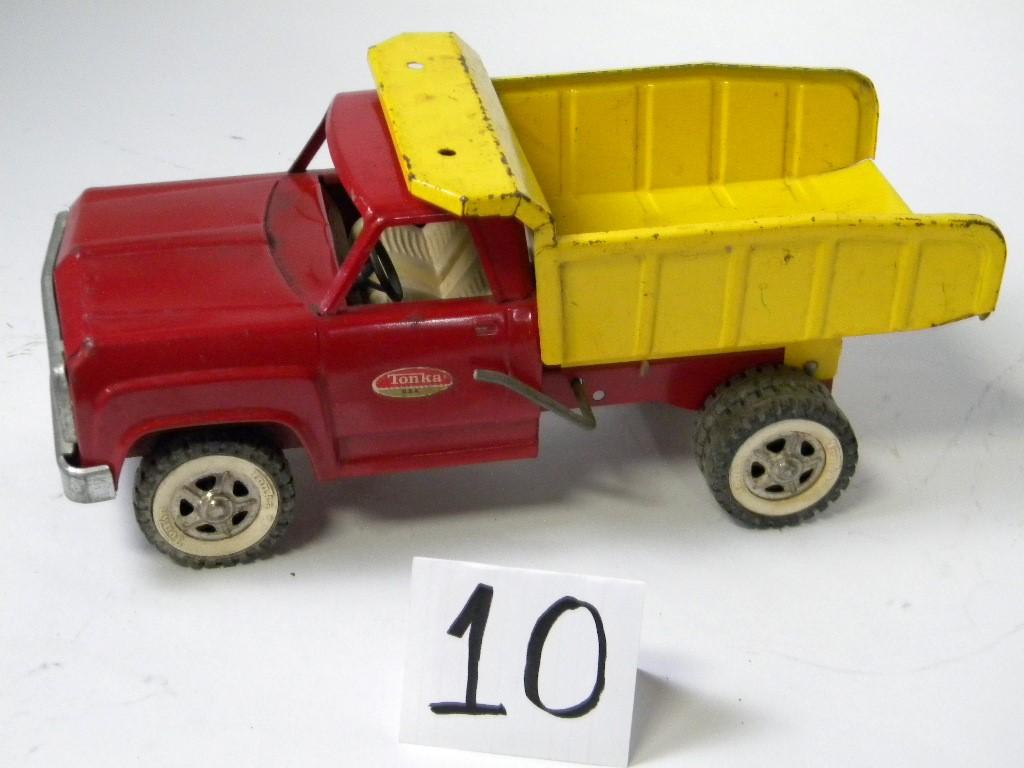 Tonka USA Dump Truck No.13190 Pressed Steel