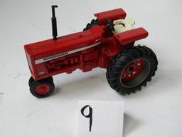 International Harvester Farmall Tractor XFTF-XI 19967 Metal Body