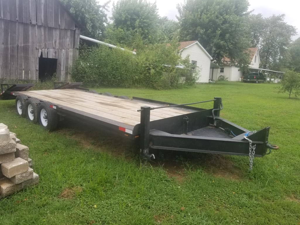 Birmingham 20' Trailer with 2' Dove