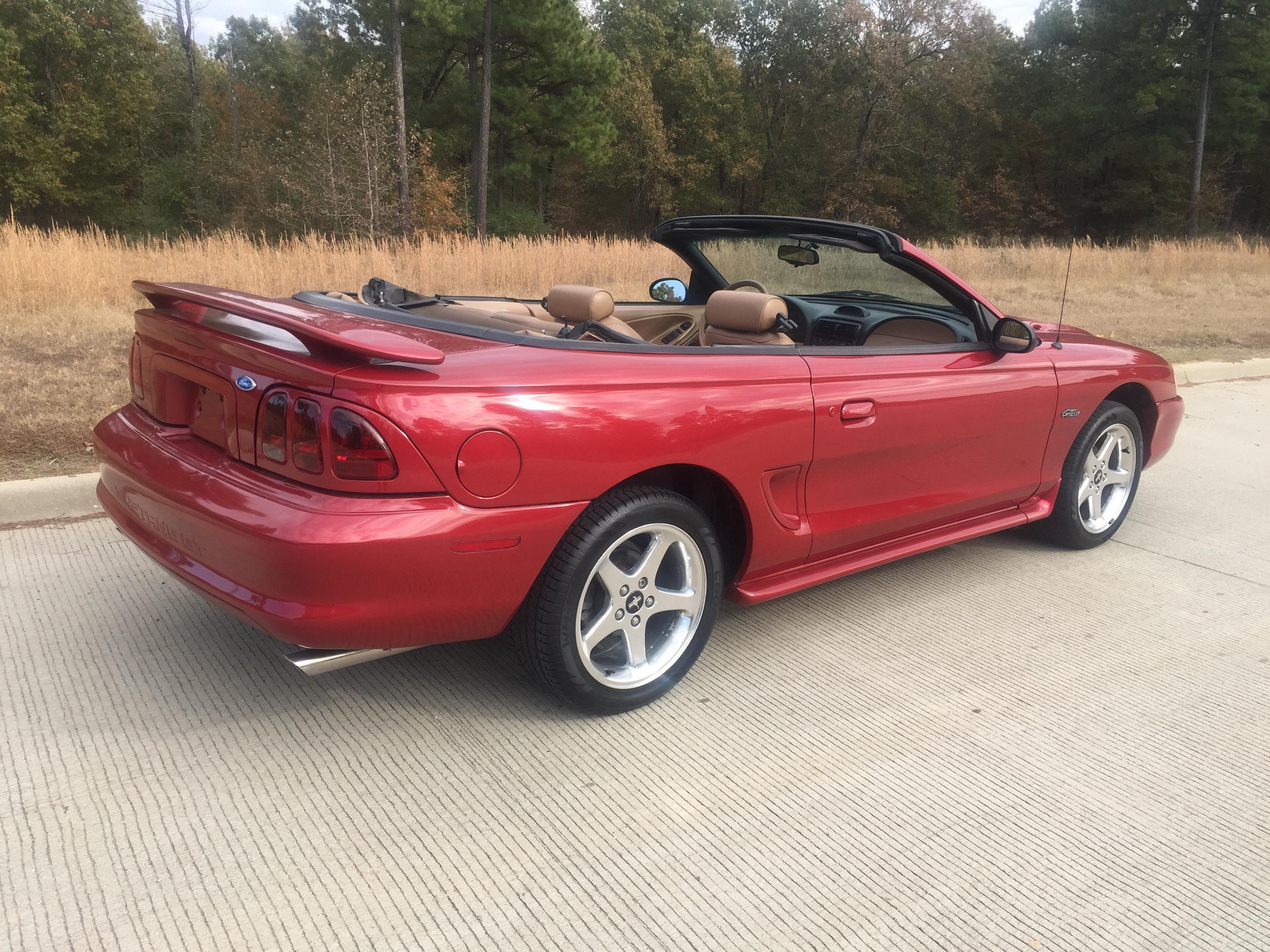 1997 Ford Mustang GT Premium