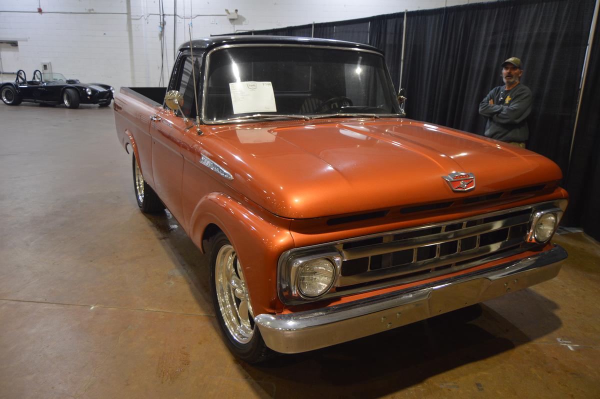 1961 Ford F100