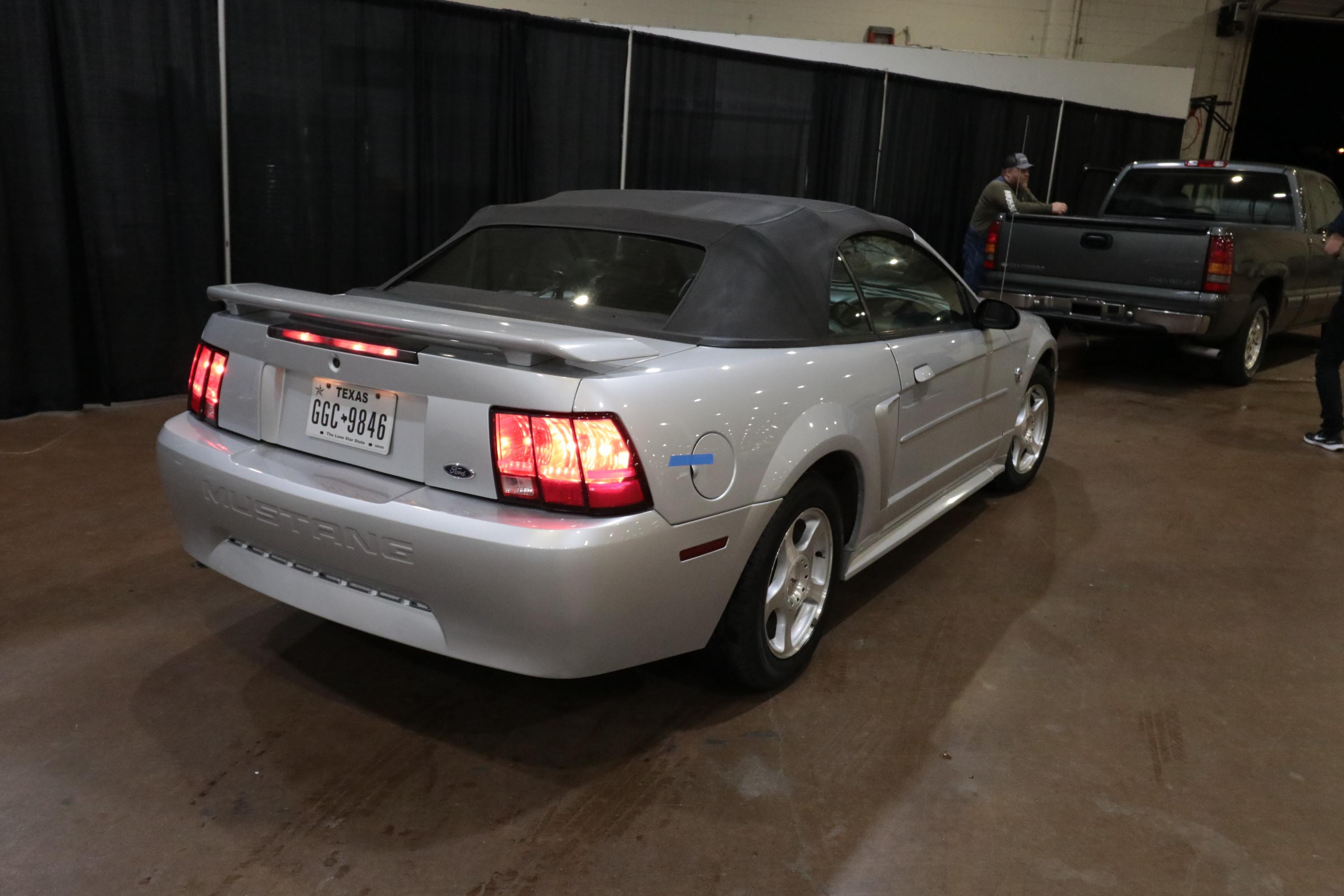 2004 Ford Mustang Premium