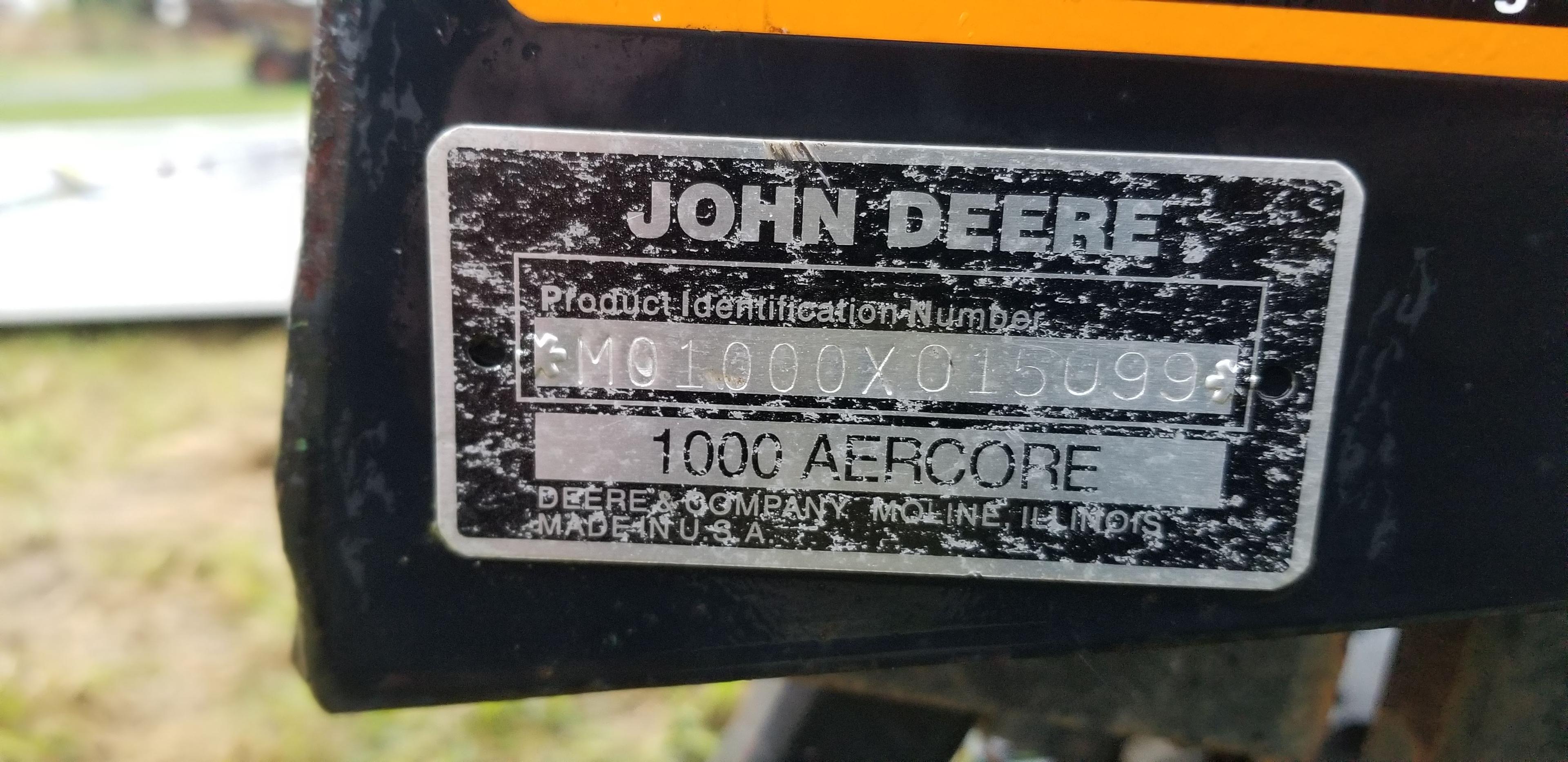 John Deere Aercore 1000 Aerator