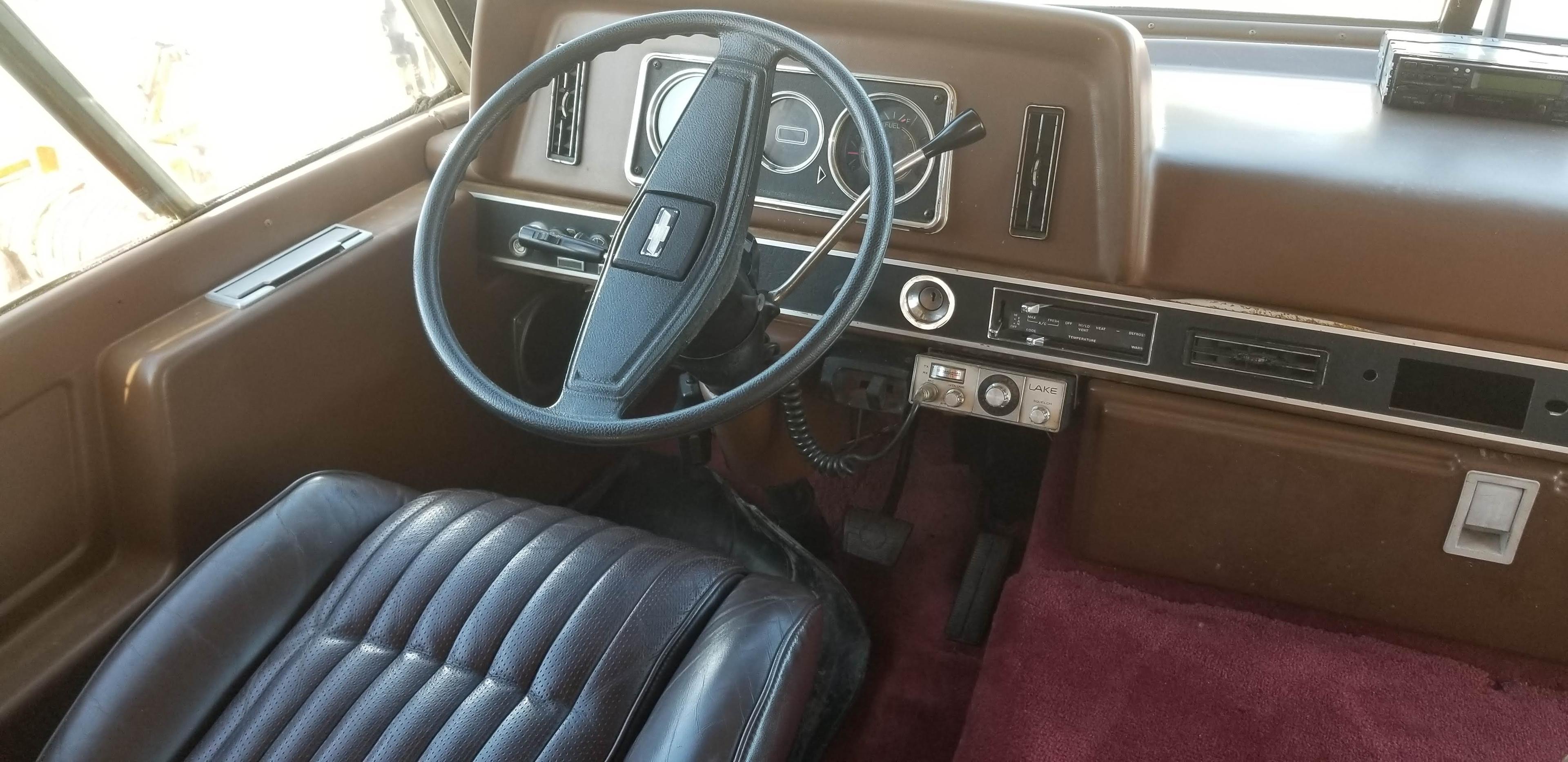 1975 Chevy Motor Home W/Title