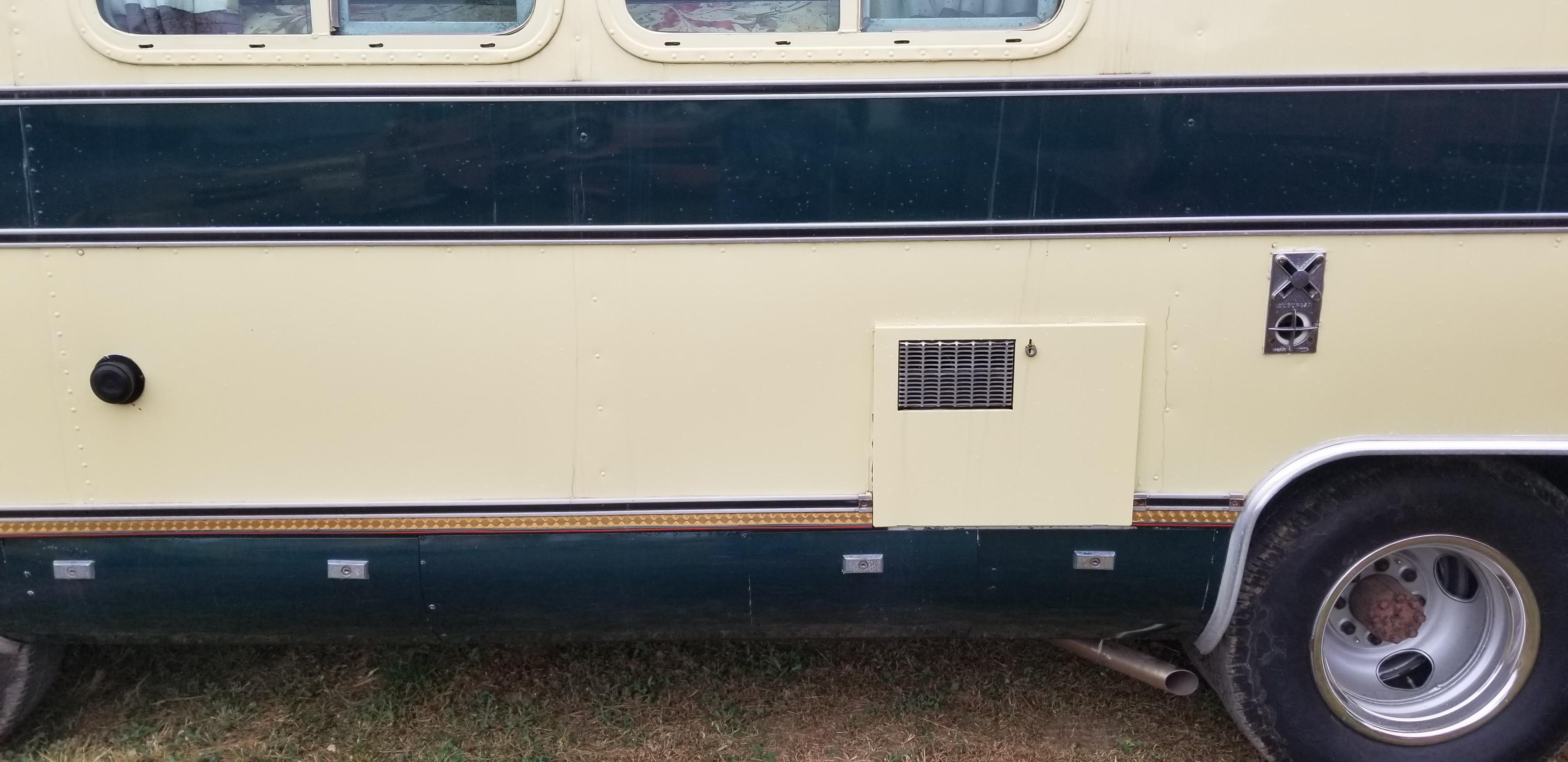 1975 Chevy Motor Home W/Title