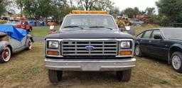 1985 Ford Superduty Rollback W/Title