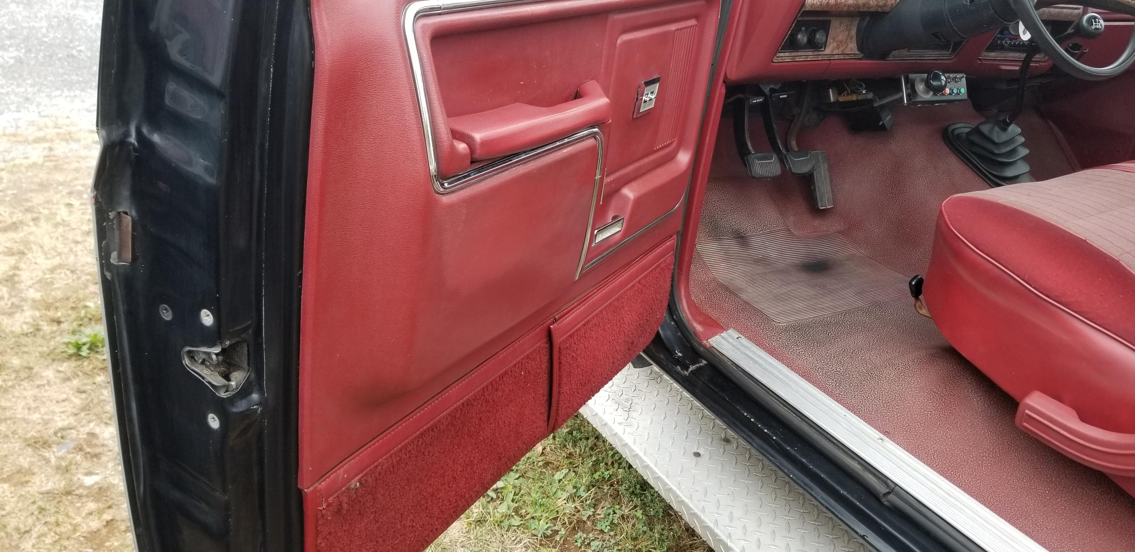 1985 Ford Superduty Rollback W/Title