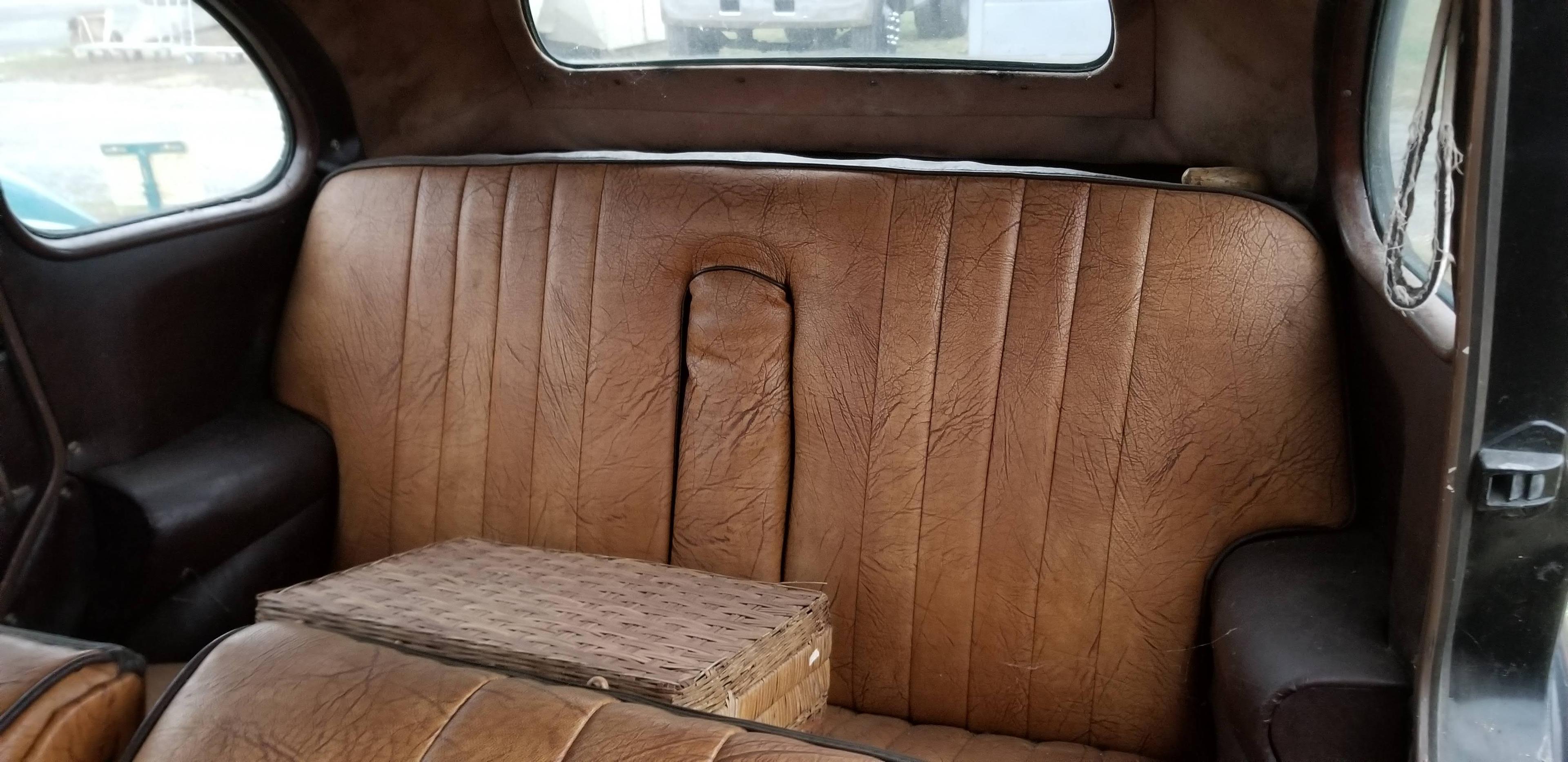 1951 Austin 4 Door Sedan W/Title