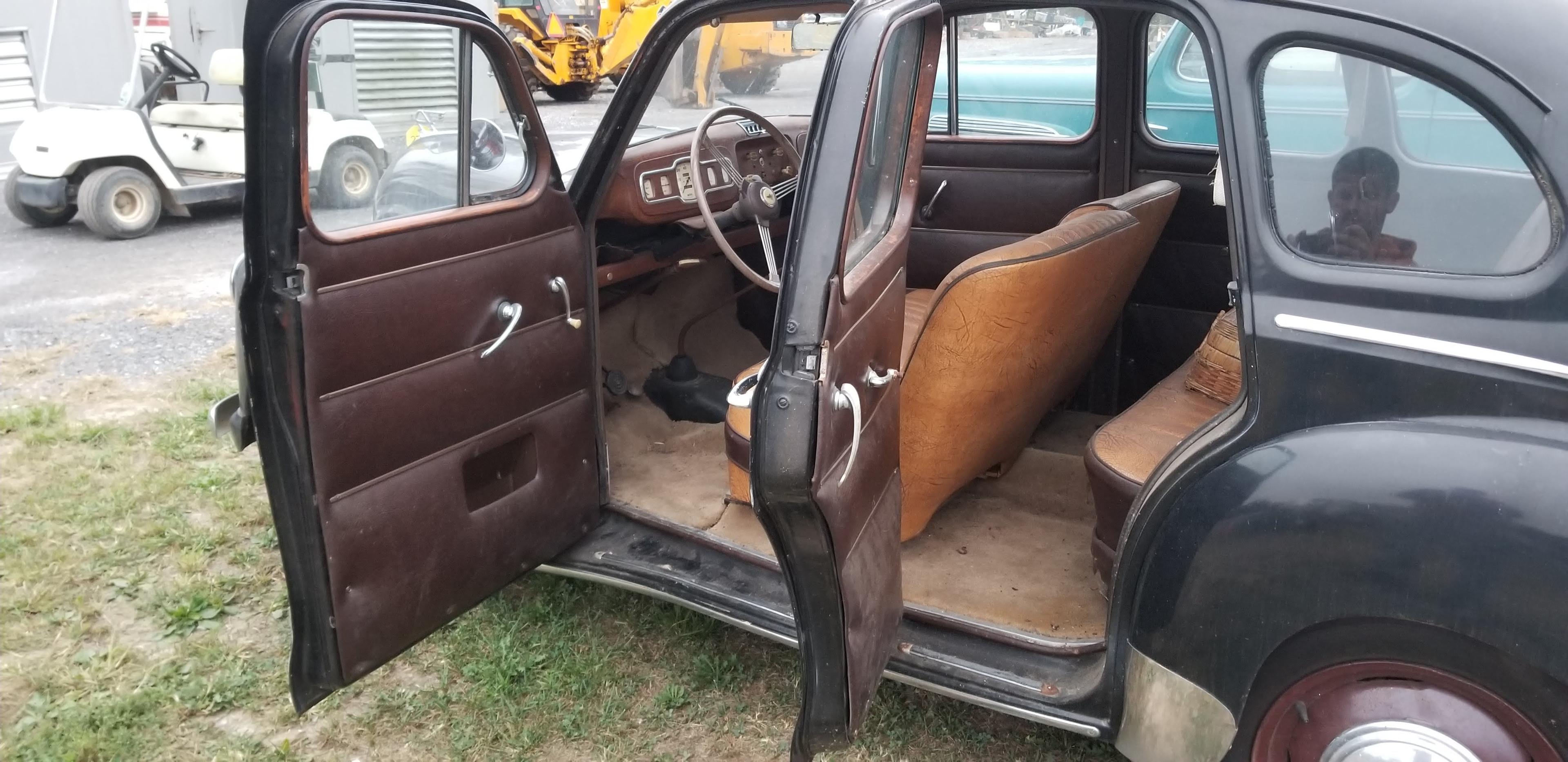 1951 Austin 4 Door Sedan W/Title