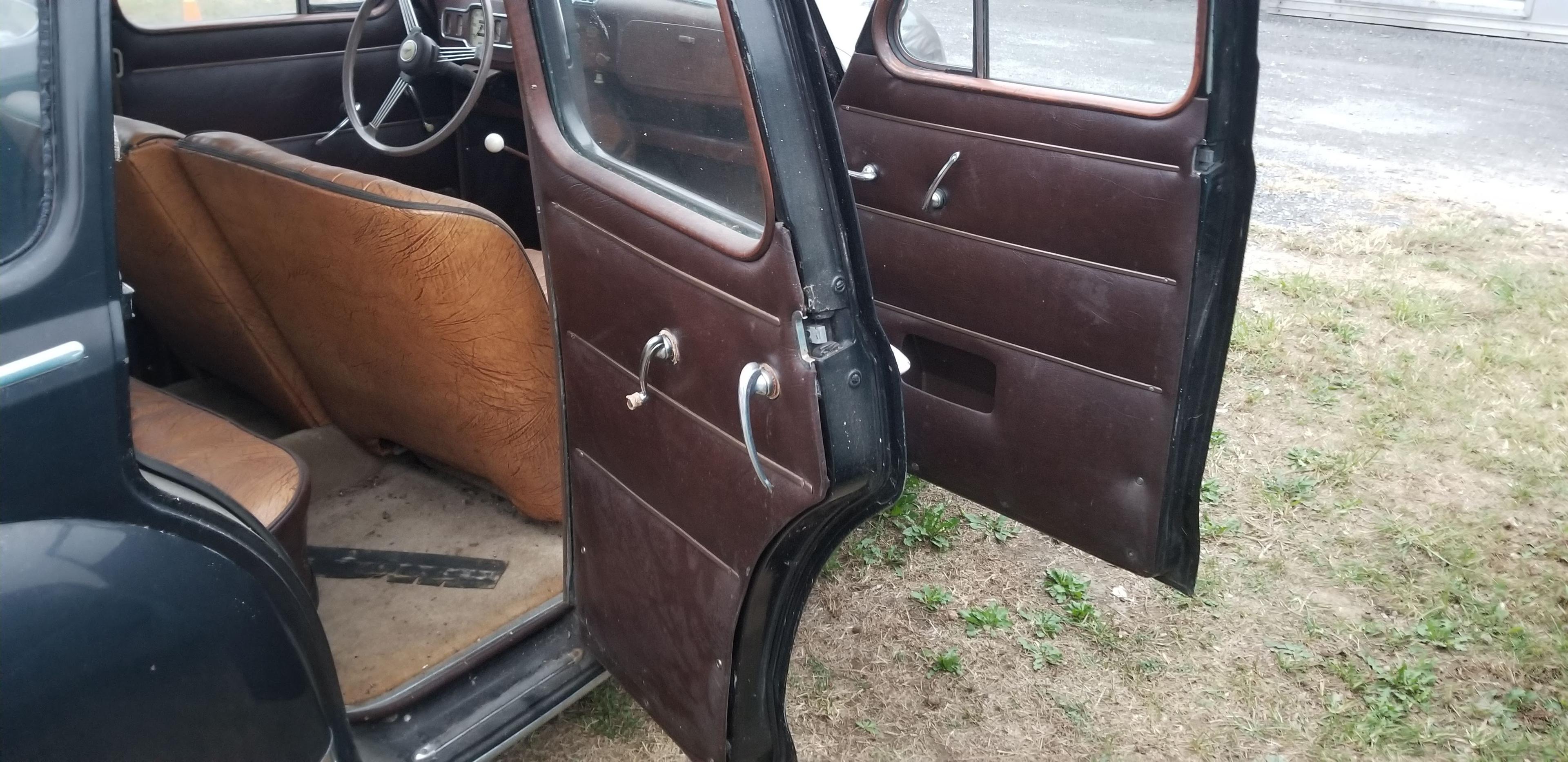 1951 Austin 4 Door Sedan W/Title