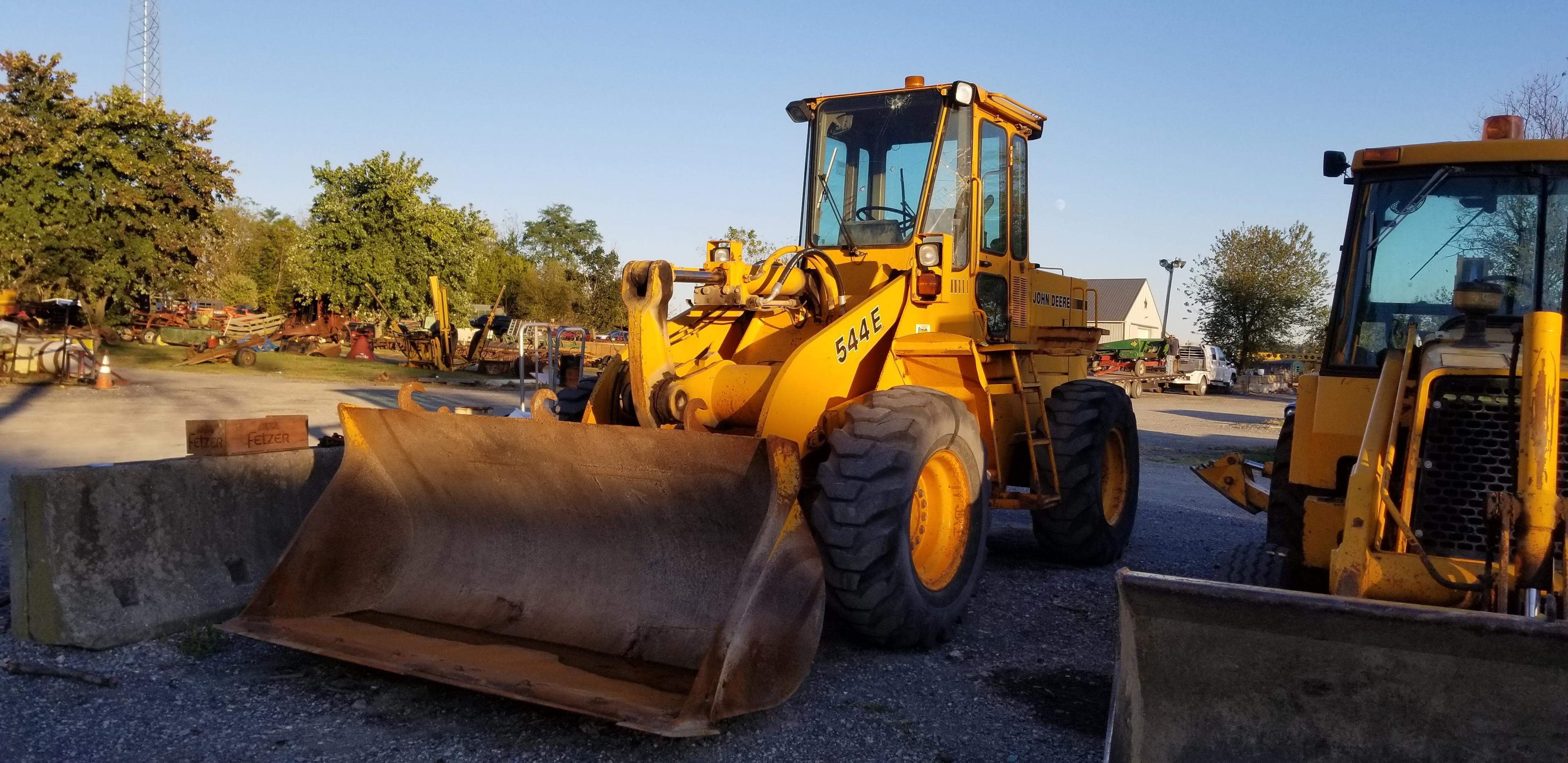 1990 JD 544E Wheel Loader