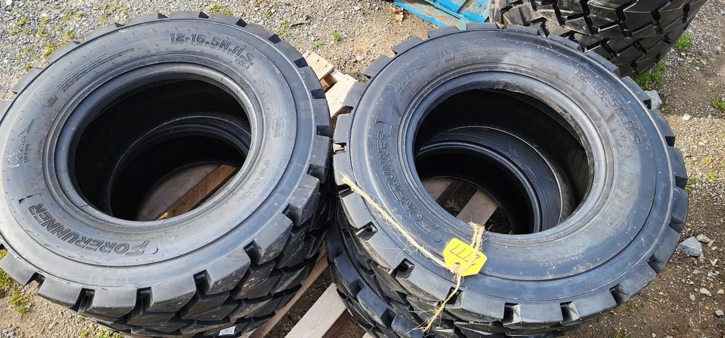 New 4-12-16.5 Forerunner Skidloader Tires