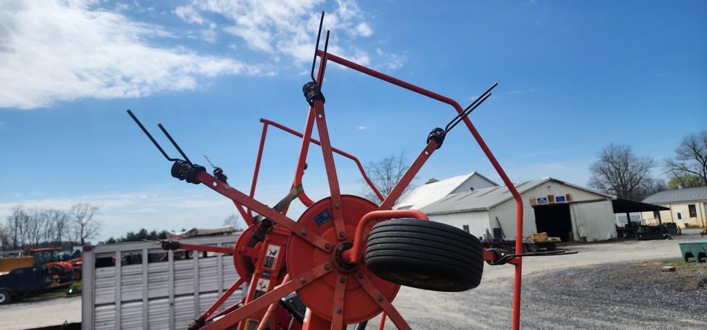 Kuhn GF5205THA 4 Star Tedder (NICE)