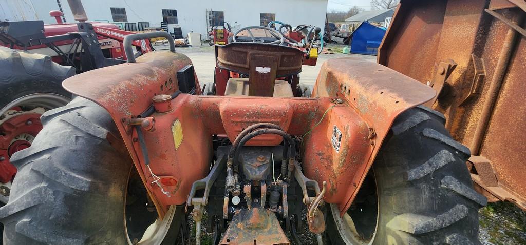 Case International 385 Tractor W/Loader (AS IS)