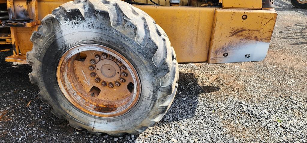 John Deere 544A Wheel Loader (RUNS)