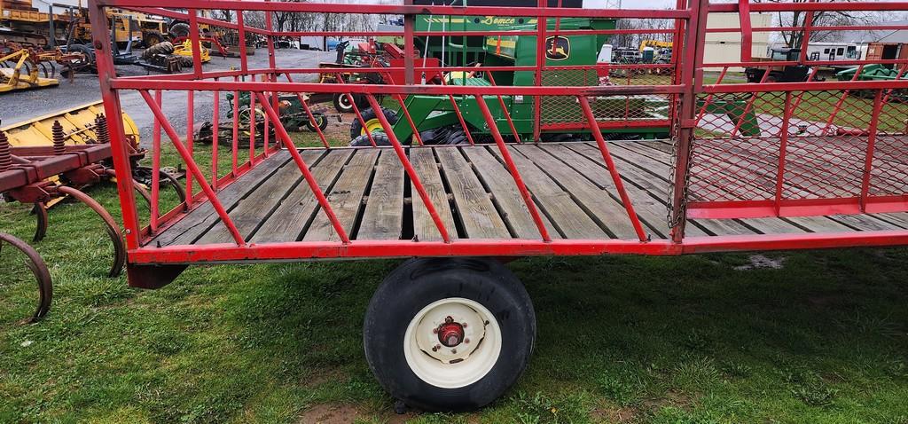 Ez-Trail Metal Rack Hay Wagon