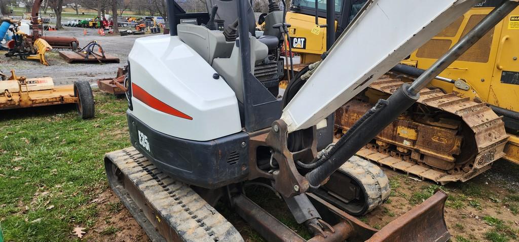 2017 Bobcat E35I Mini Excavator (RIDE AND DRIVE)