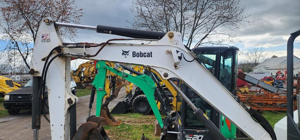 2017 Bobcat E35I Mini Excavator (RIDE AND DRIVE)