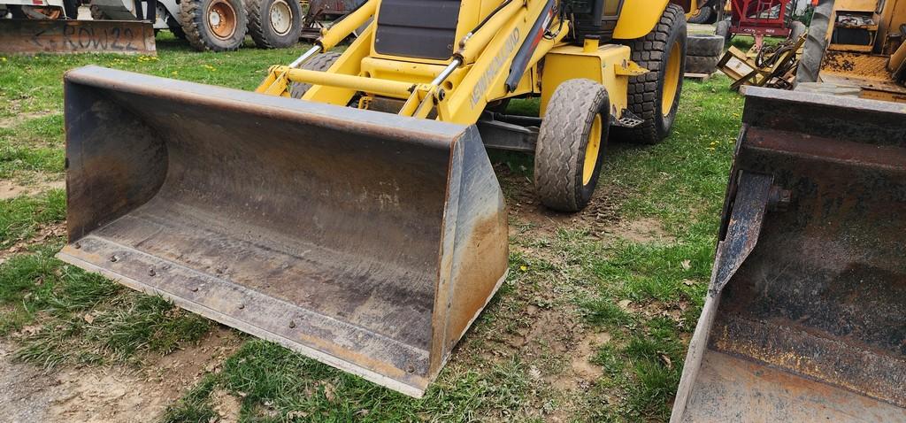 2011 New Holland LB75B Backhoe (RIDE AND DRIVE)