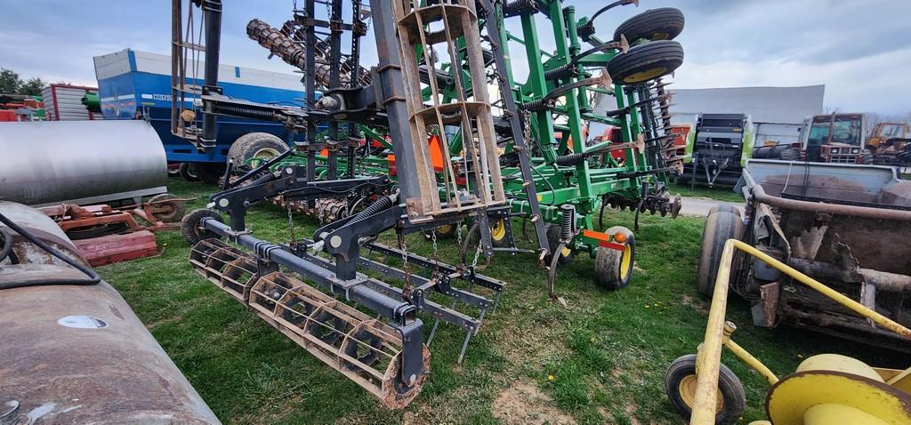 2008 John Deere 2310 Field Cultivator (VERY NICE)