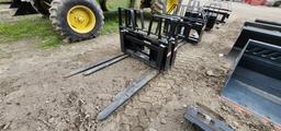 New Kivel 4200 lb.Skidloader Forks