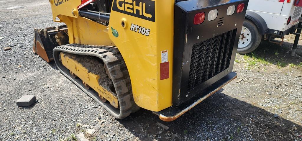 2021 Gehl RT105 Skidloader (RUNS)