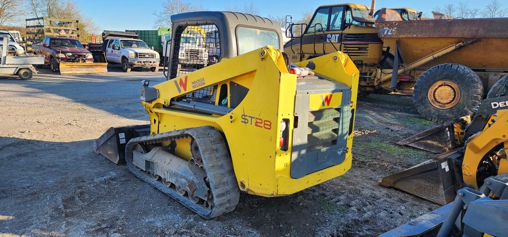 2017 Wacker ST-28 Skidloader (RIDE AND DRIVE)