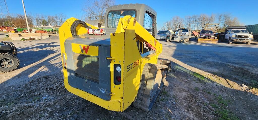 2017 Wacker ST-28 Skidloader (RIDE AND DRIVE)