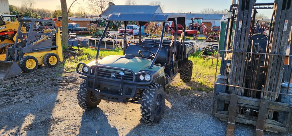 2017 John Deere 825I S4 Gator (RUNS)