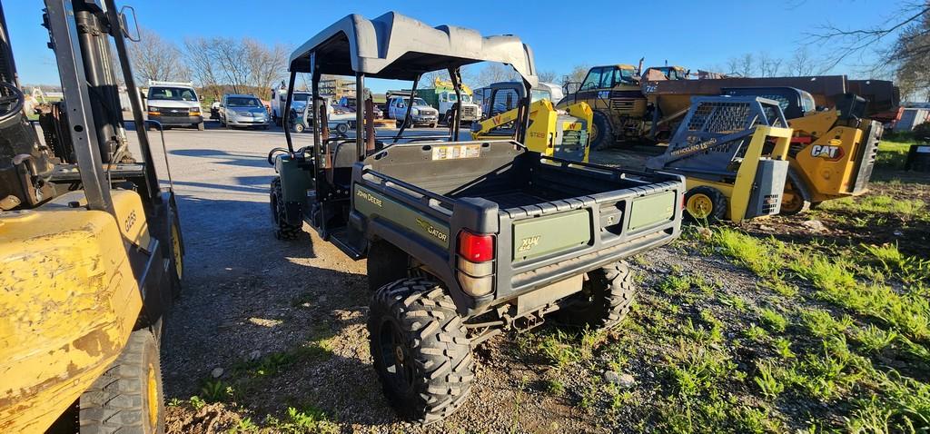 2017 John Deere 825I S4 Gator (RUNS)