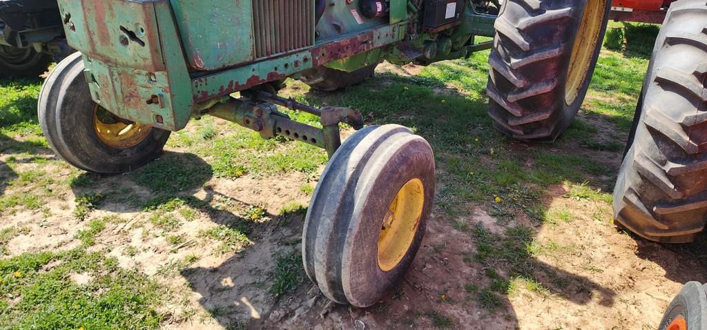 1972 John Deere 4000 Tractor (RIDE AND DRIVE)