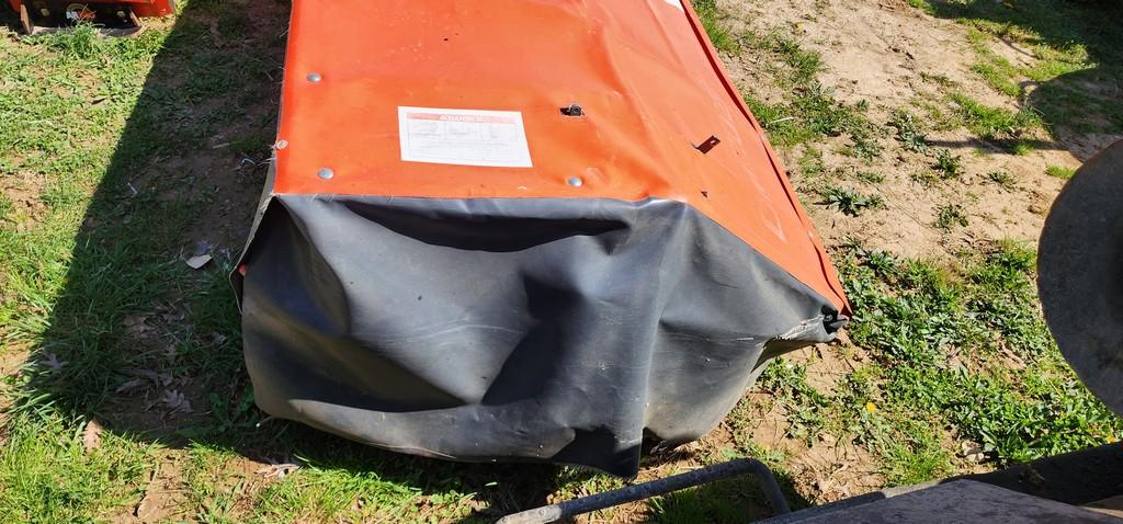 Kubota DM2028 3pt. Disc Mower