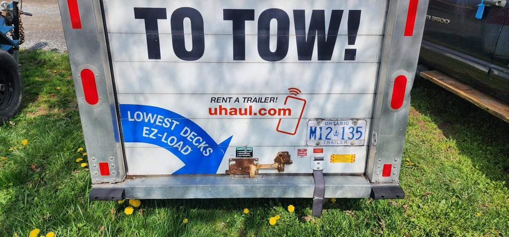 1998 Uhaul 5'x8' Enclosed Trailer (SALVAGE TITLE)