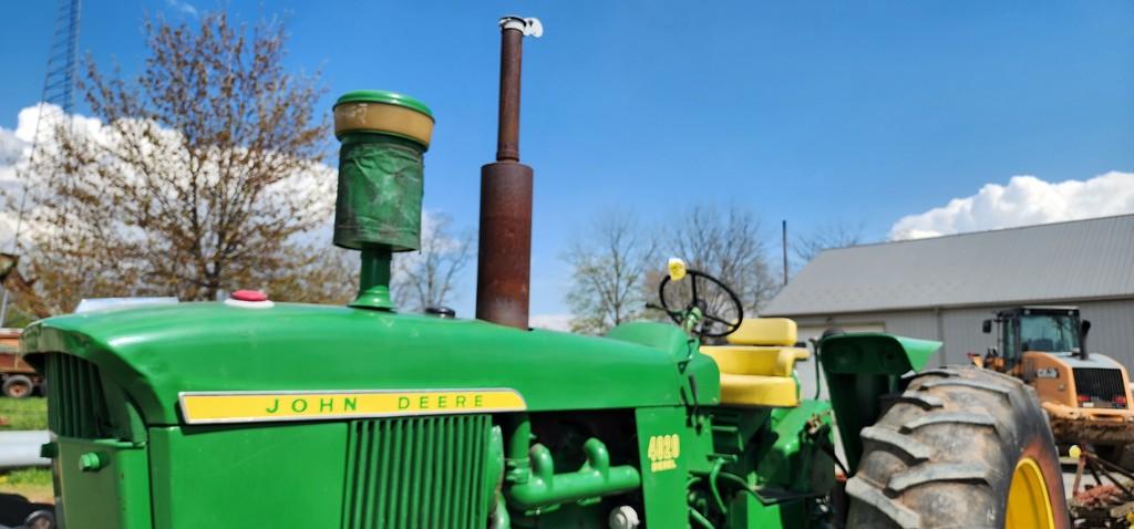 John Deere 4020 Tractor (RUNS)(AS IS)