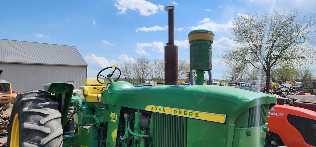 John Deere 4020 Tractor (RUNS)(AS IS)