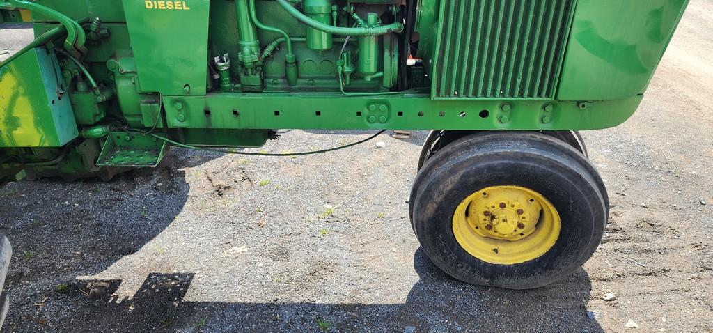 John Deere 4020 Tractor (RUNS)(AS IS)