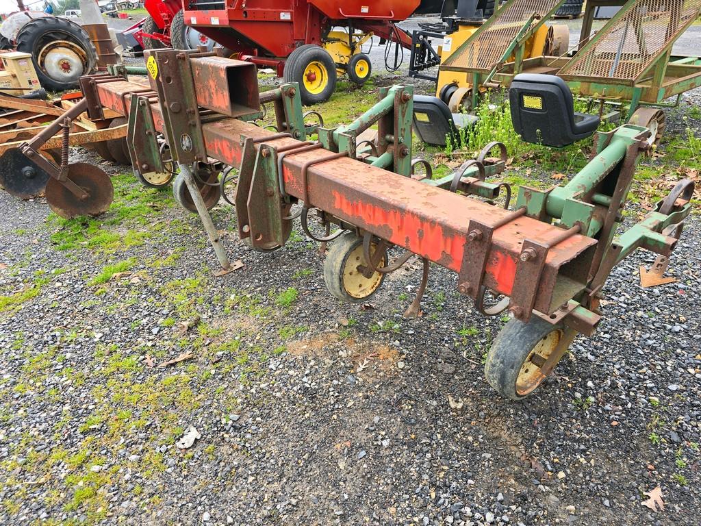 Brillion BRS-02 3pt. 4 row Cultivator