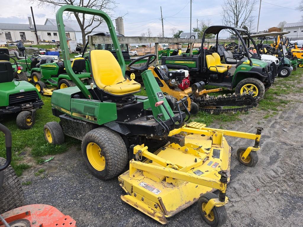 John Deere F911 Front Cut Mower (RUNS)