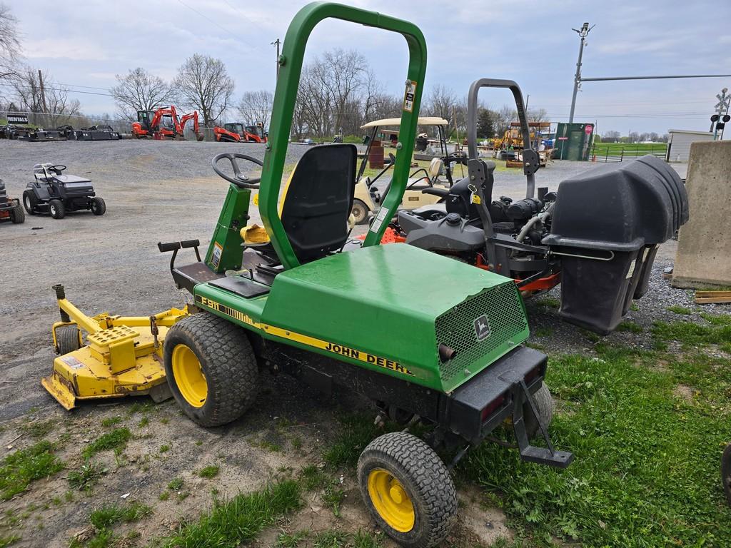 John Deere F911 Front Cut Mower (RUNS)