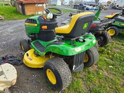 John Deere D105 Riding Mower (RUNS)